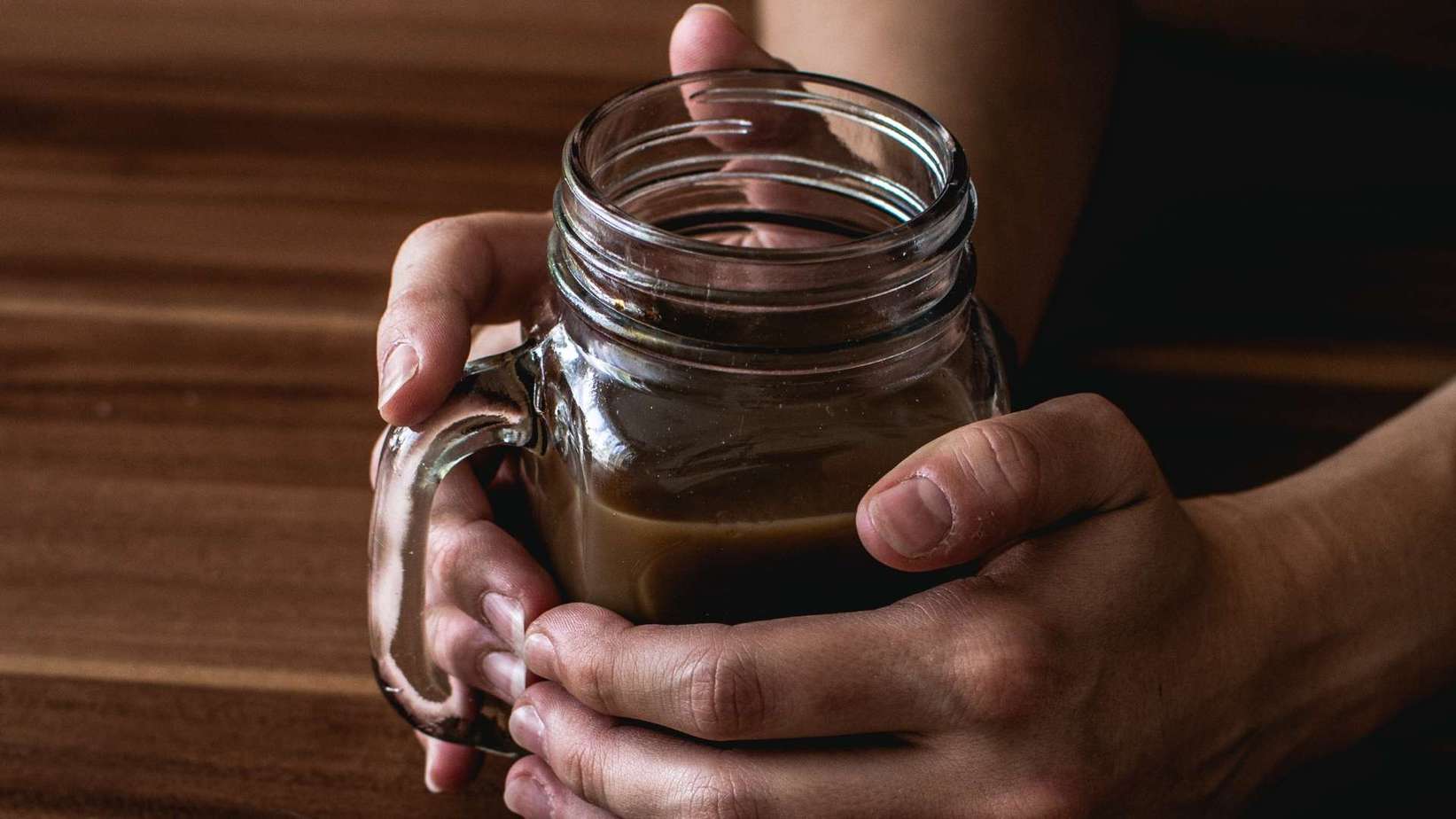 Can You Put Boiling Water in a Mason Jar Jar & Can